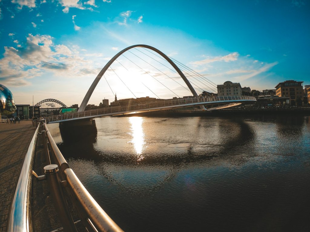 Uma foto da Gateshead Millennium Bridge